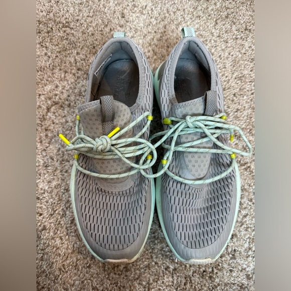 Sorel Gray and Mint Athletic Sneakers size 8 women’s - Picture 1 of 9